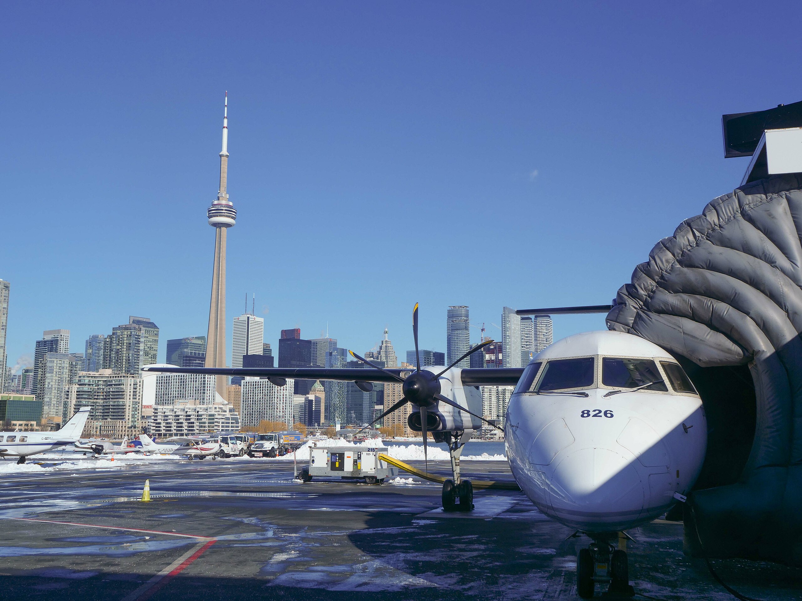 Toronto Kent Merkezindeki Havalimanı: Billy Bishop