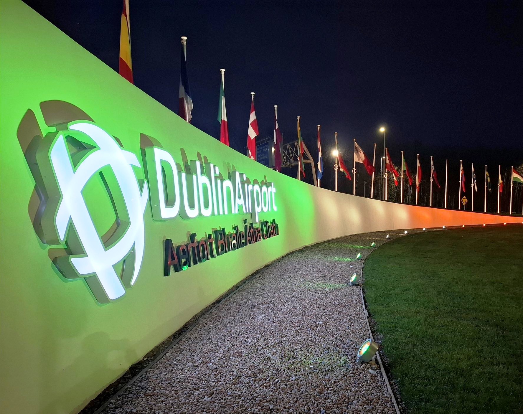 Dublin Havalimanı’ndaki Yolcu Kısıtlaması Askıda