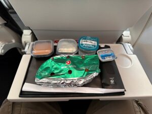THY Economy Class İkramı x Stuttgart - İstanbul (Nisan 2025)