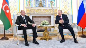 Putin, Aliyev'den özür diledi.