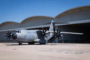 Endonezya için üretilen bir A400, Airbus'ın Seville tesisinde görülüyor.
