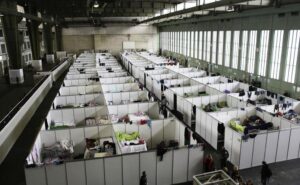 Tempelhof Hangarında, Mülteci Barınma Sahası