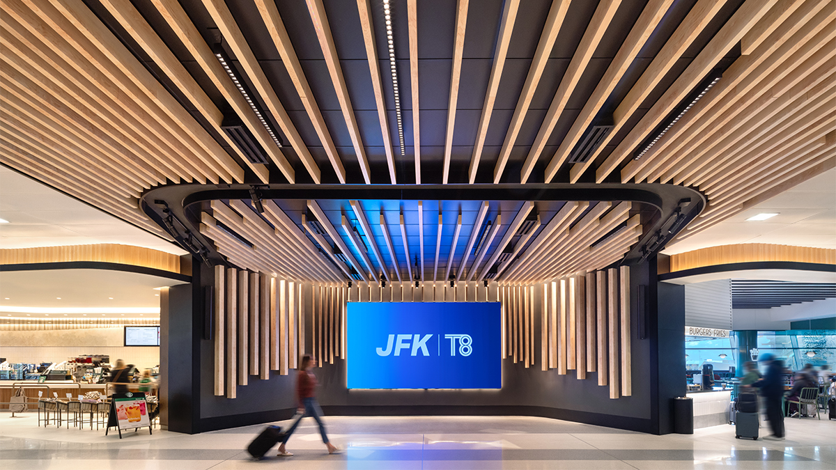 New York JFK Terminal 8’de, Yolcu Deneyimi Daha da İyileşti