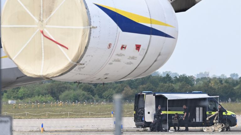 Leipzig Havalimanı’nda Patlayıcı Yüklü Drone Bulundu