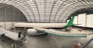 Yolcudan kargoya dönüşen bir Boeing 777-300ER